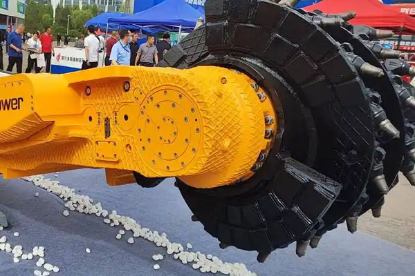 Shuangyu Control создает « единый » сервисный ориентир для горной техники