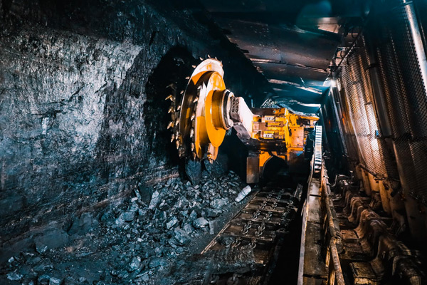 Новые тенденции в области безопасности шахт: системы раннего предупреждения ИИ снижают уровень несчастных случаев на 50%